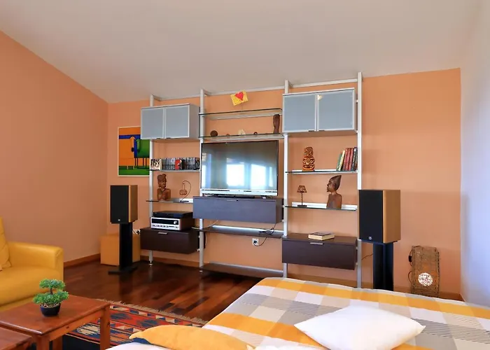 Vanda Land Penthouse דירה