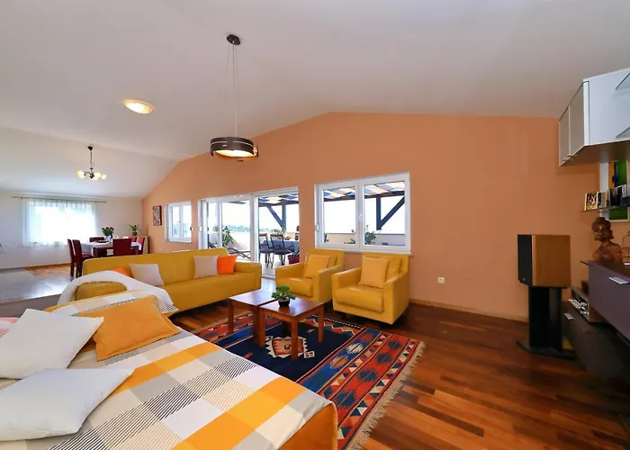 Vanda Land Penthouse