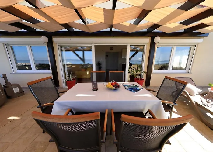 Vanda Land Penthouse Appartamento