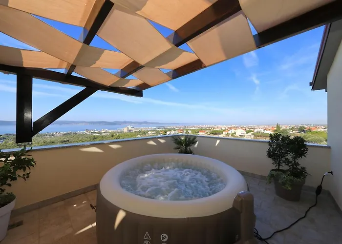 Vanda Land Penthouse דירה זאדאר