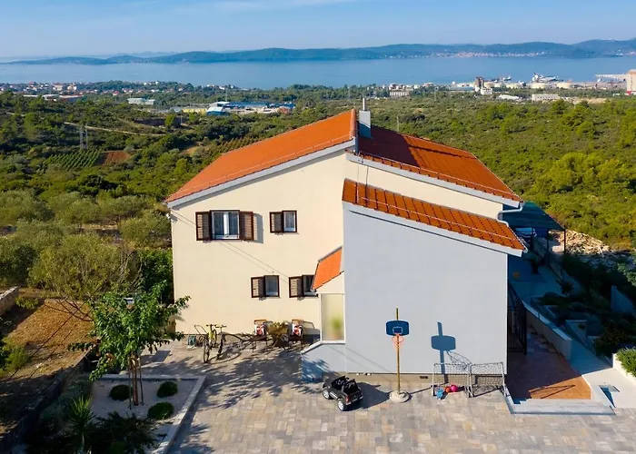 Апартаменты Vanda Land Penthouse Задар